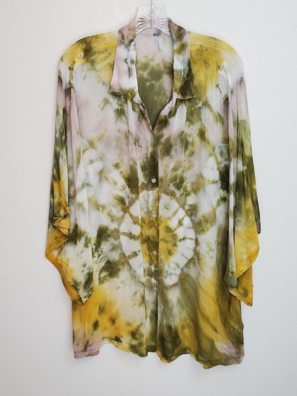 Young, Fabulous & Broke oversized short sleeve tie dyed blouse